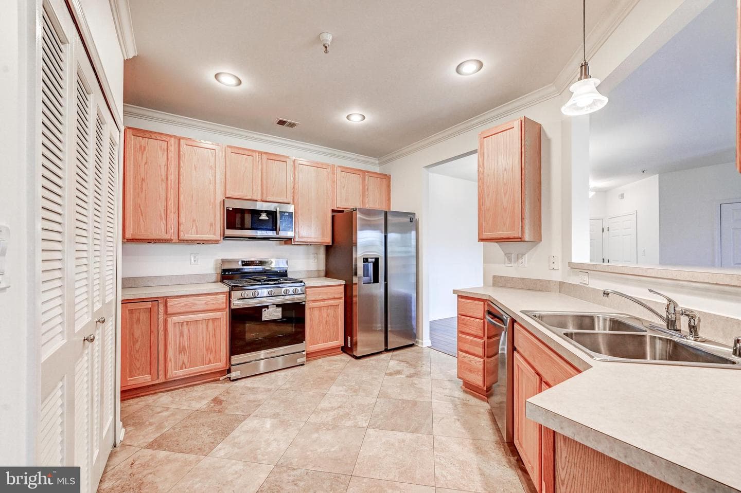 7250 Darby Downs #c photo 7