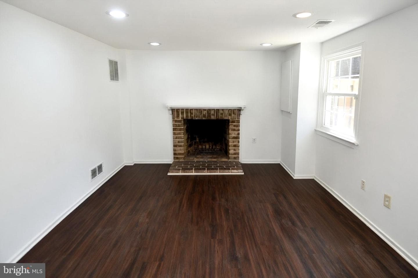 5768 Yellowrose Court photo 27