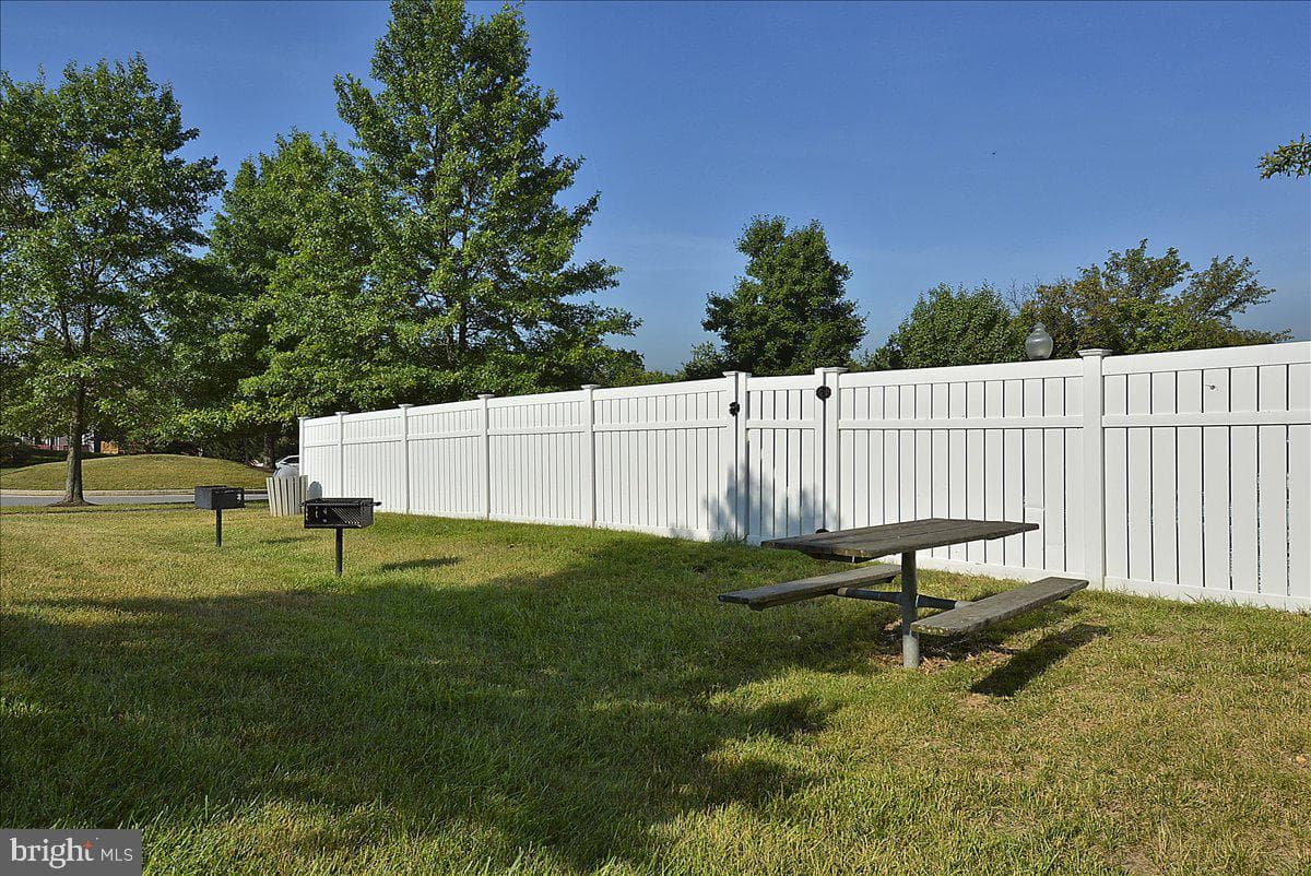 7828 Old Litchfield Lane photo 77