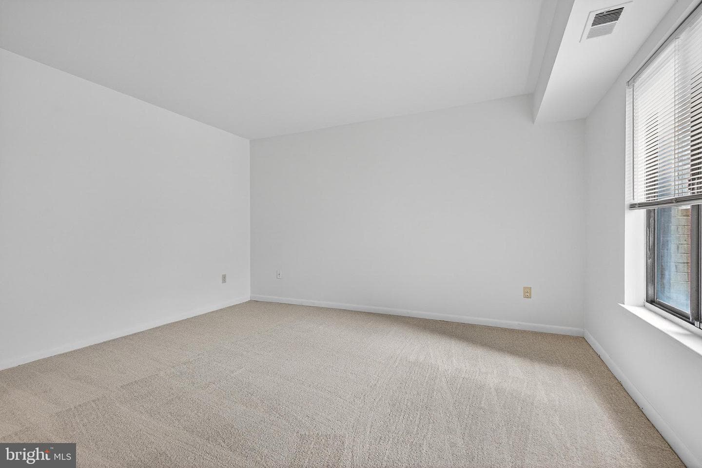 8865 Rollright Court #j photo 17