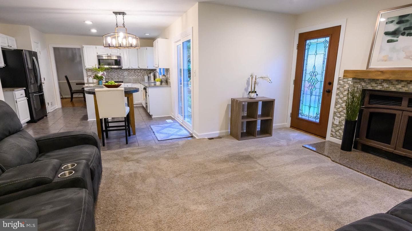 8675 Wheatfield Way photo 27
