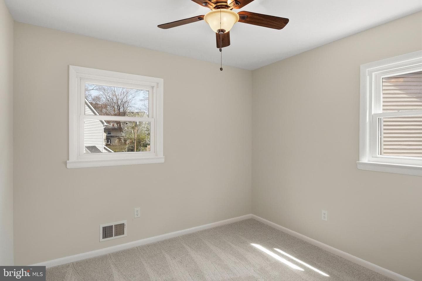 9333 Decatur Place photo 15