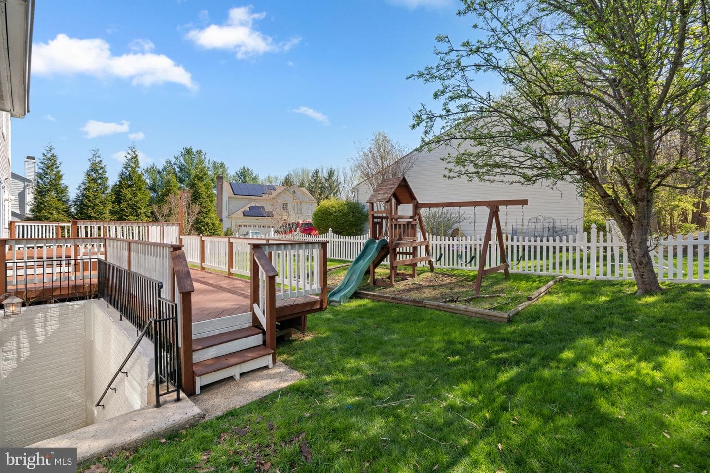 8525 Trail View Drive photo 40