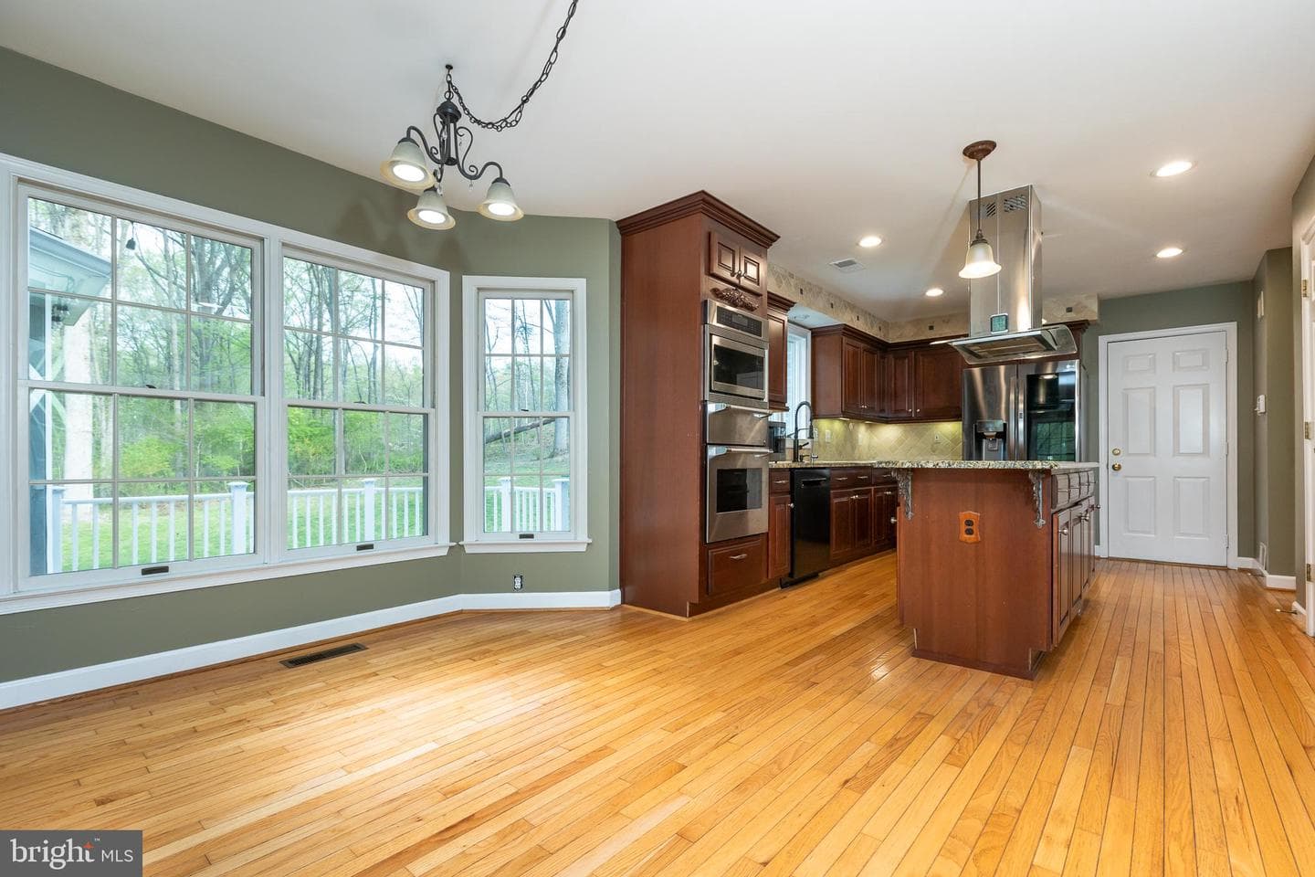 13576 Highland Road photo 40