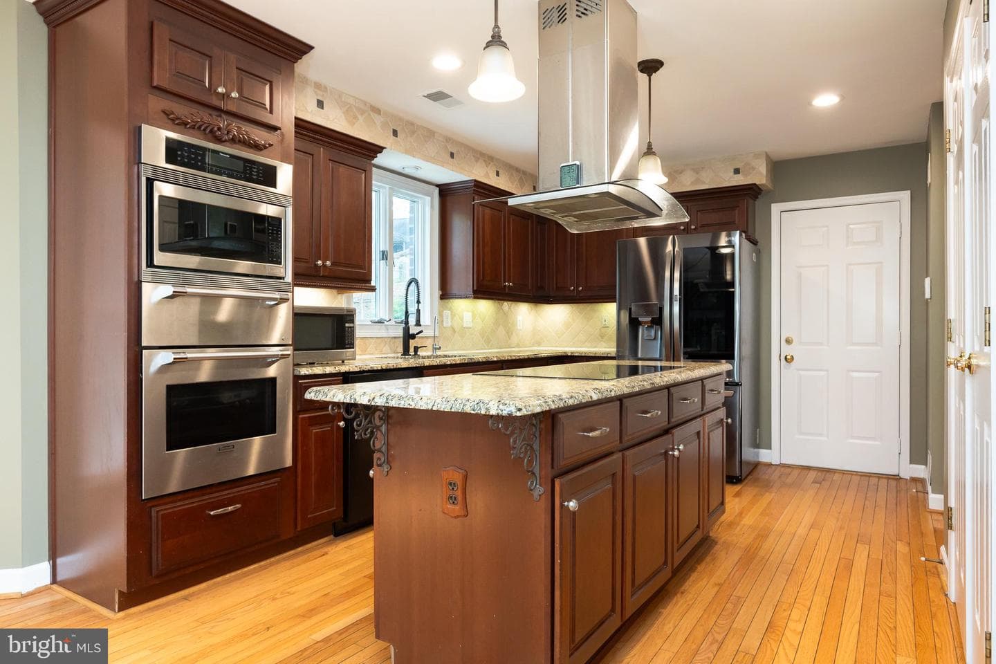 13576 Highland Road photo 43