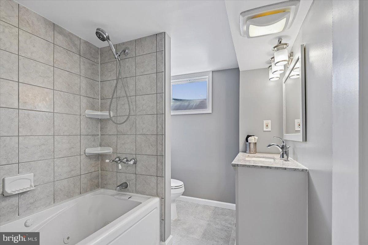 10121 Colonial Drive photo 22