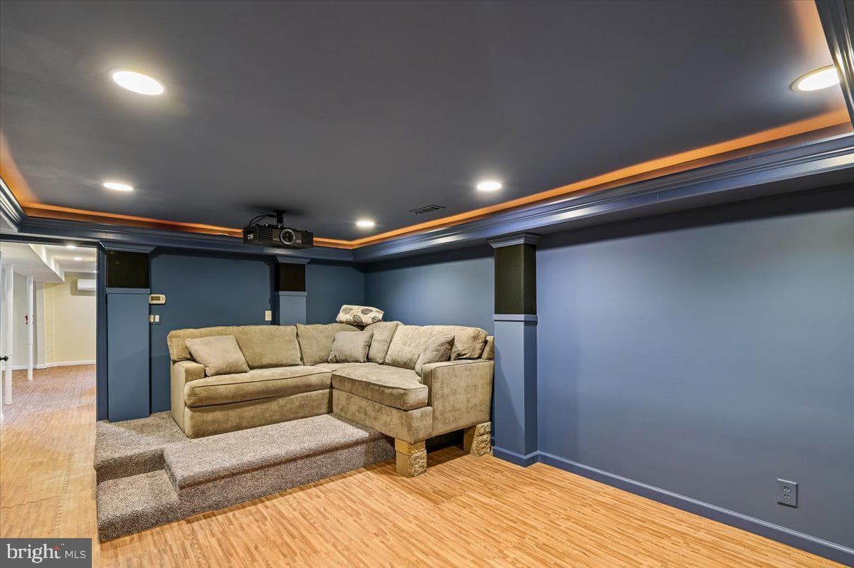 10121 Colonial Drive photo 24