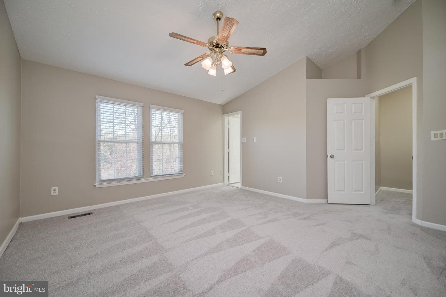 4527 Kingscup Court photo 19