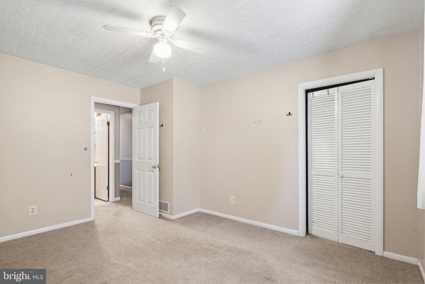 15884 Meadow Walk Road photo 30