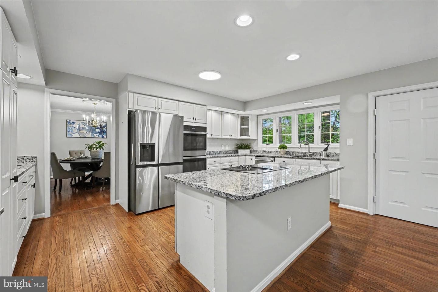 8033 Crest Road photo 10