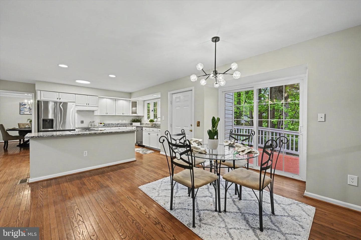 8033 Crest Road photo 15
