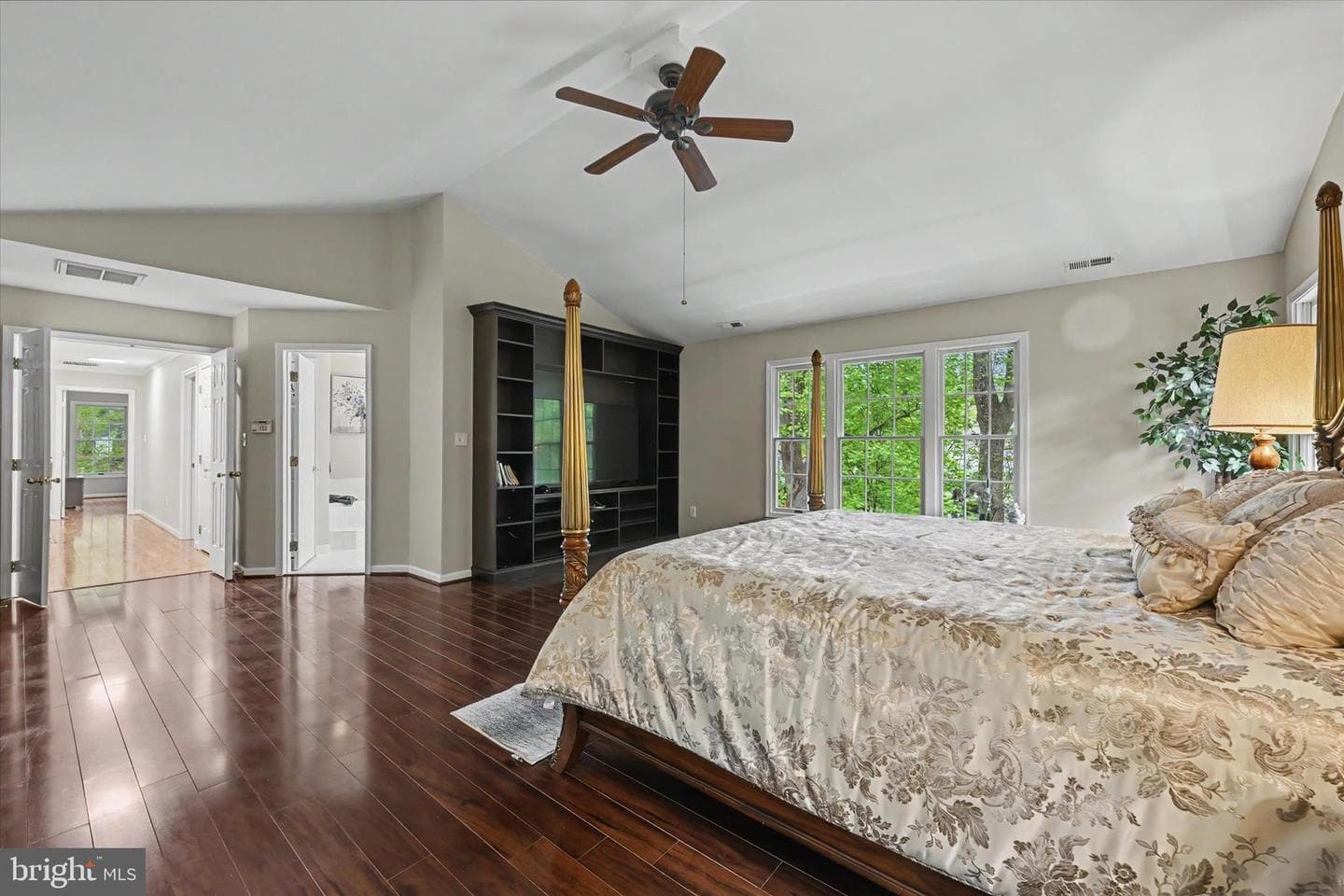 8033 Crest Road photo 23