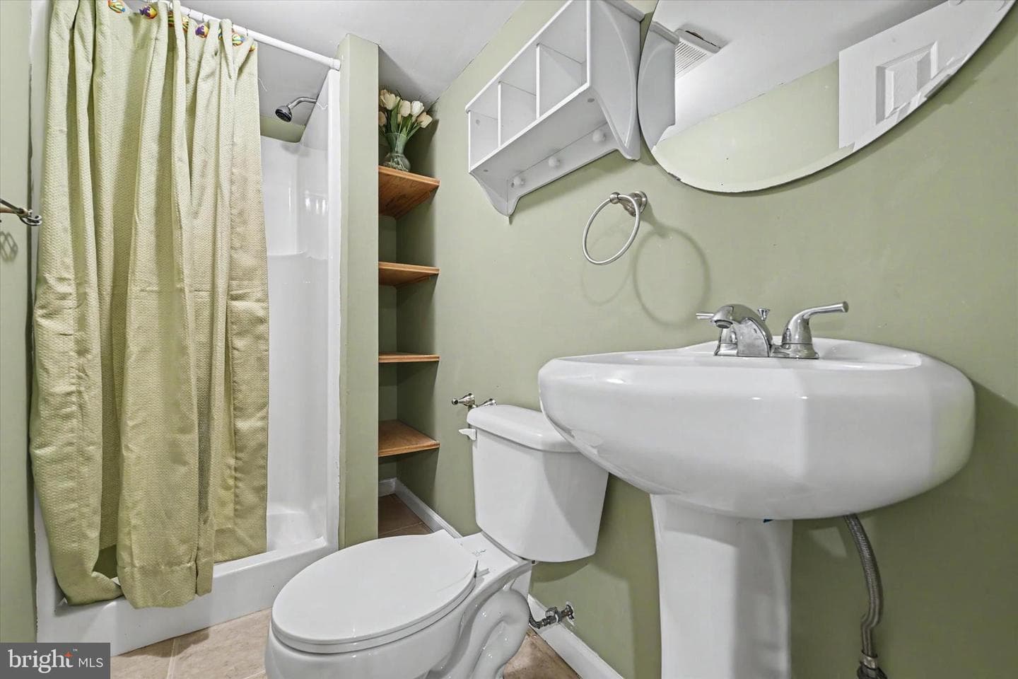 8033 Crest Road photo 33