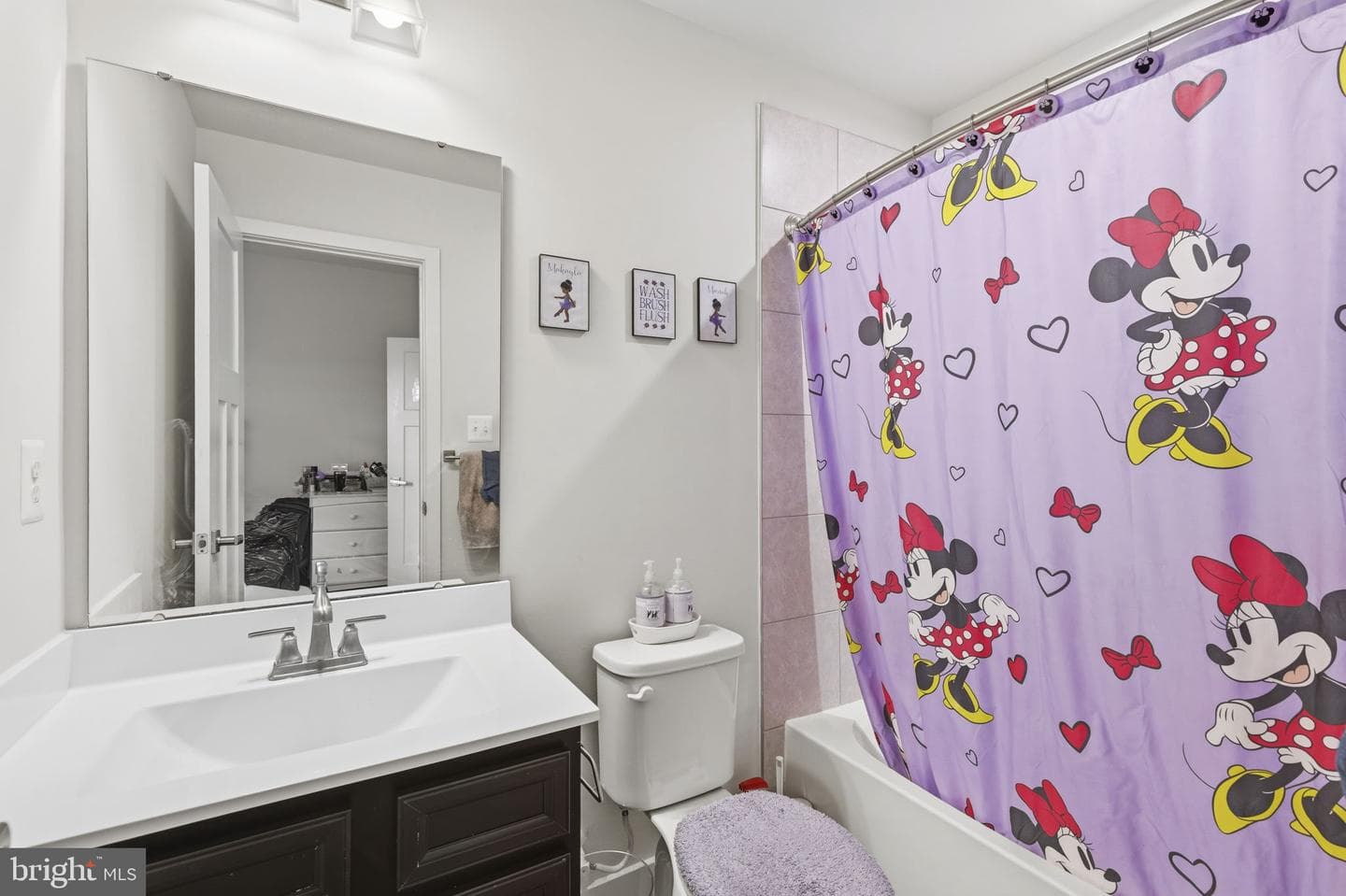 7046 Pramila Place photo 14