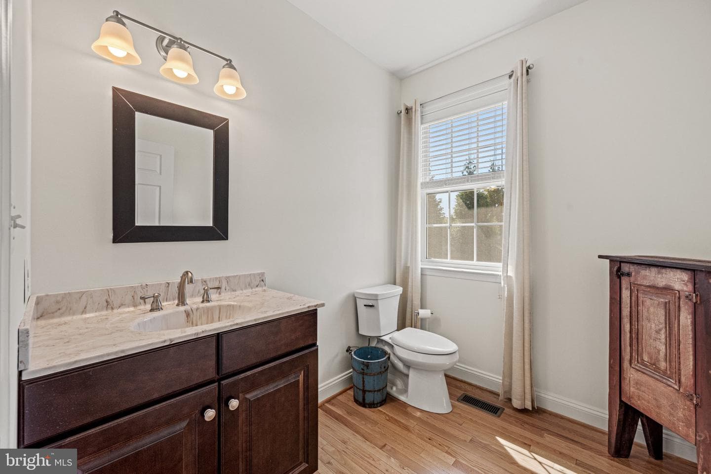 10693 Harding Road photo 27
