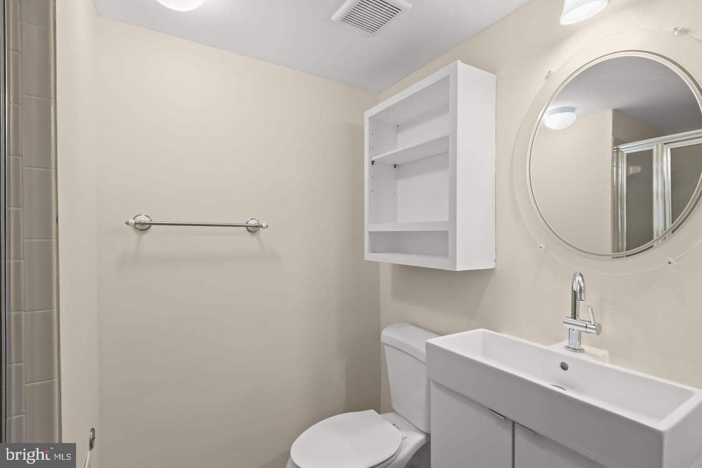 6205 Sandpiper Court #201 photo 14