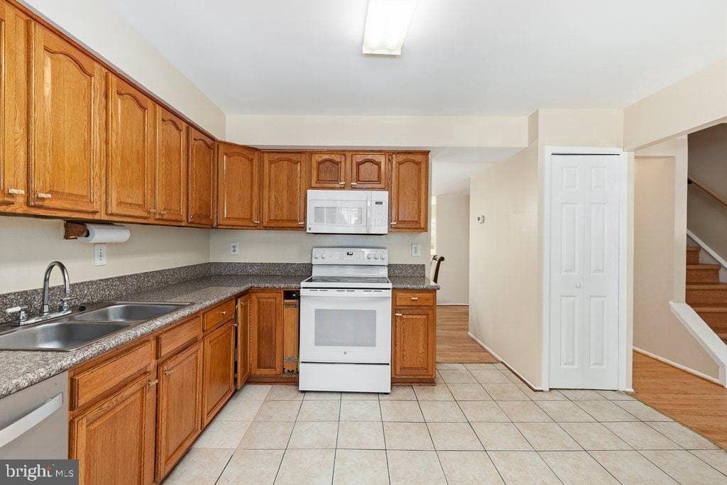 10639 High Beam Ct photo 8