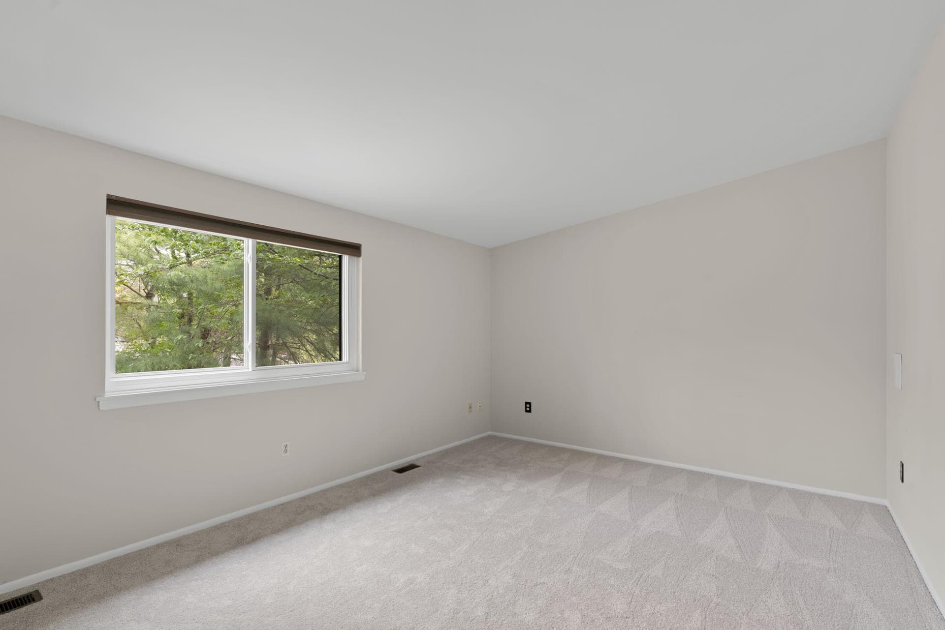 8902 Skyrock Court photo 23