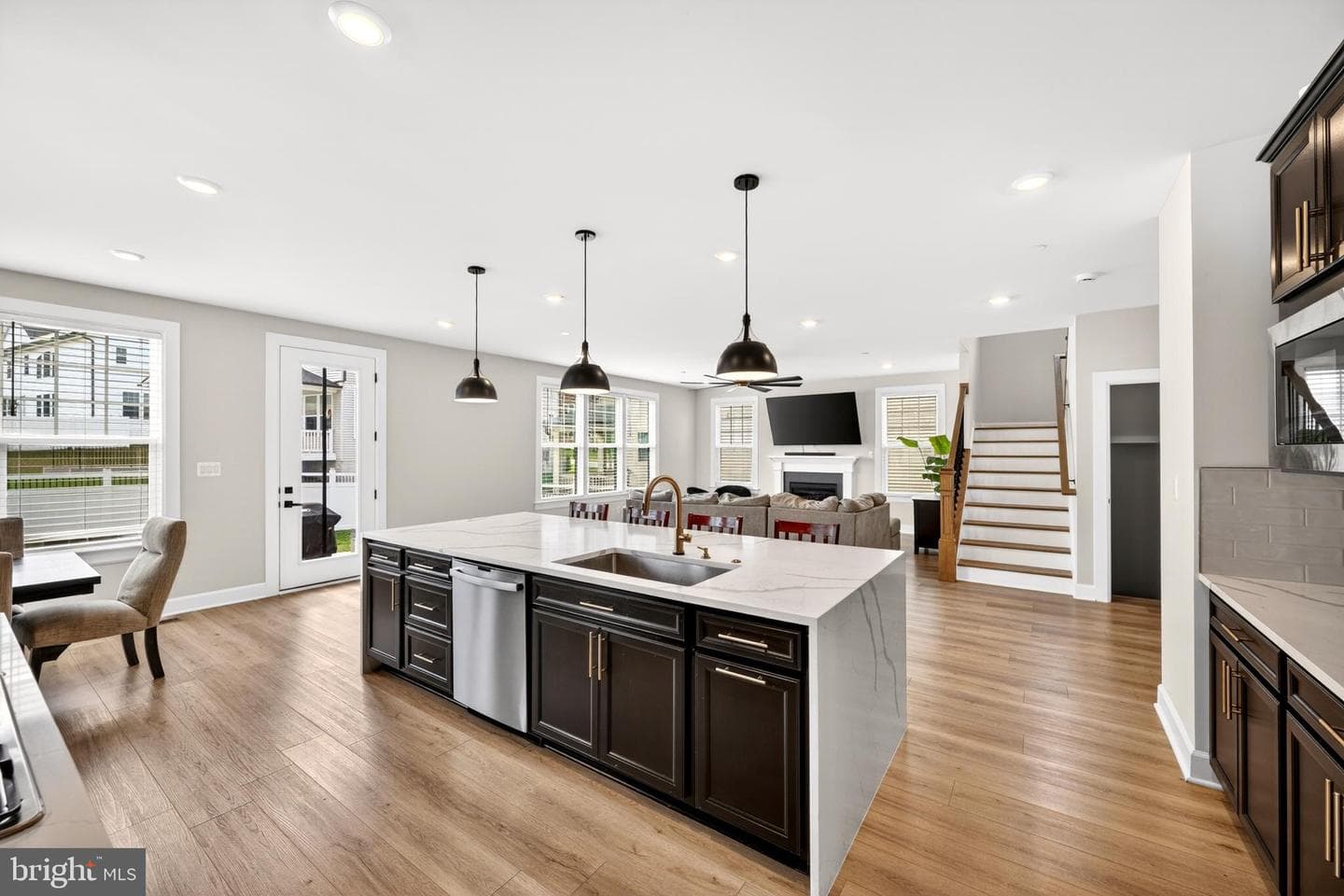 7973 Lawndale Circle photo 8