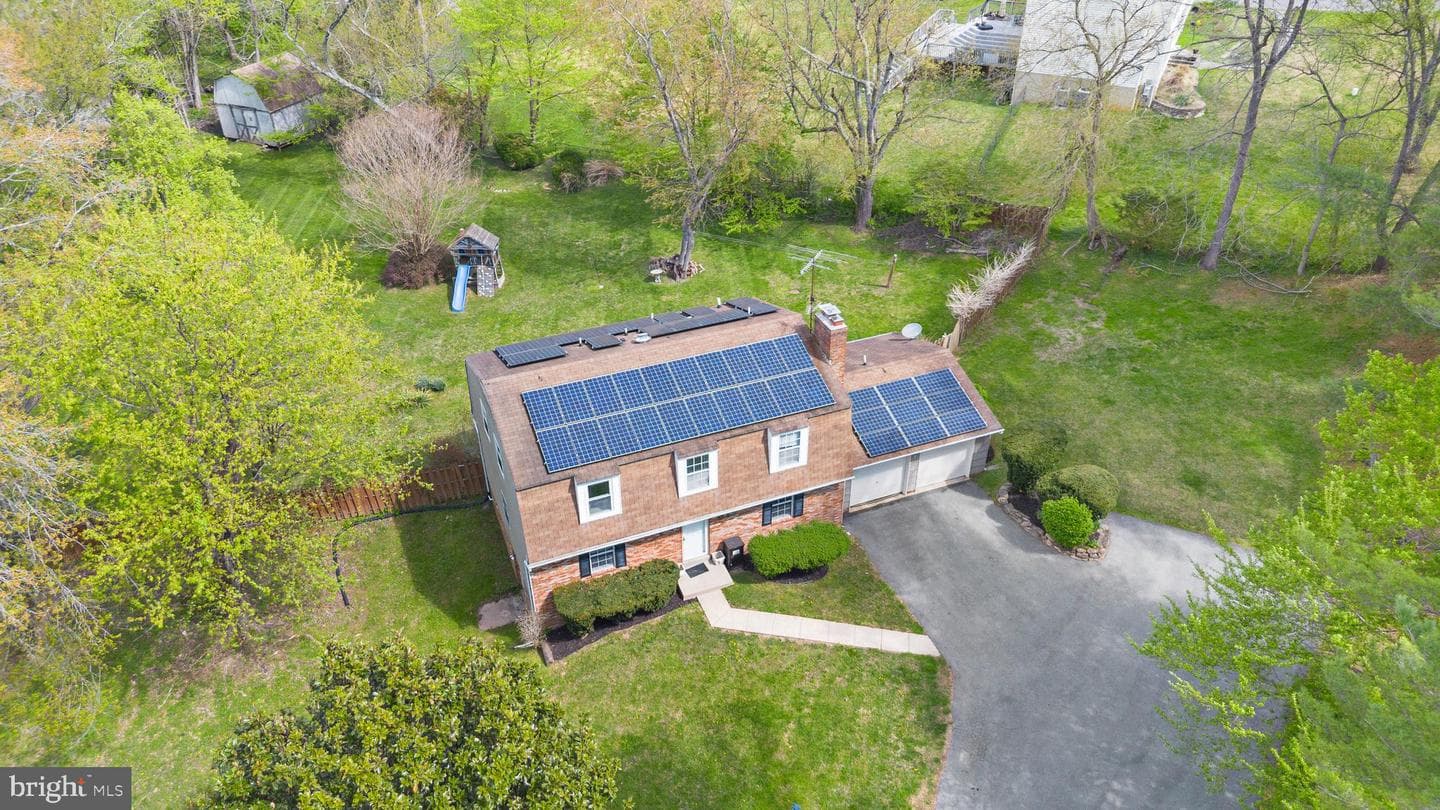 7032 Mink Hollow Road photo 2