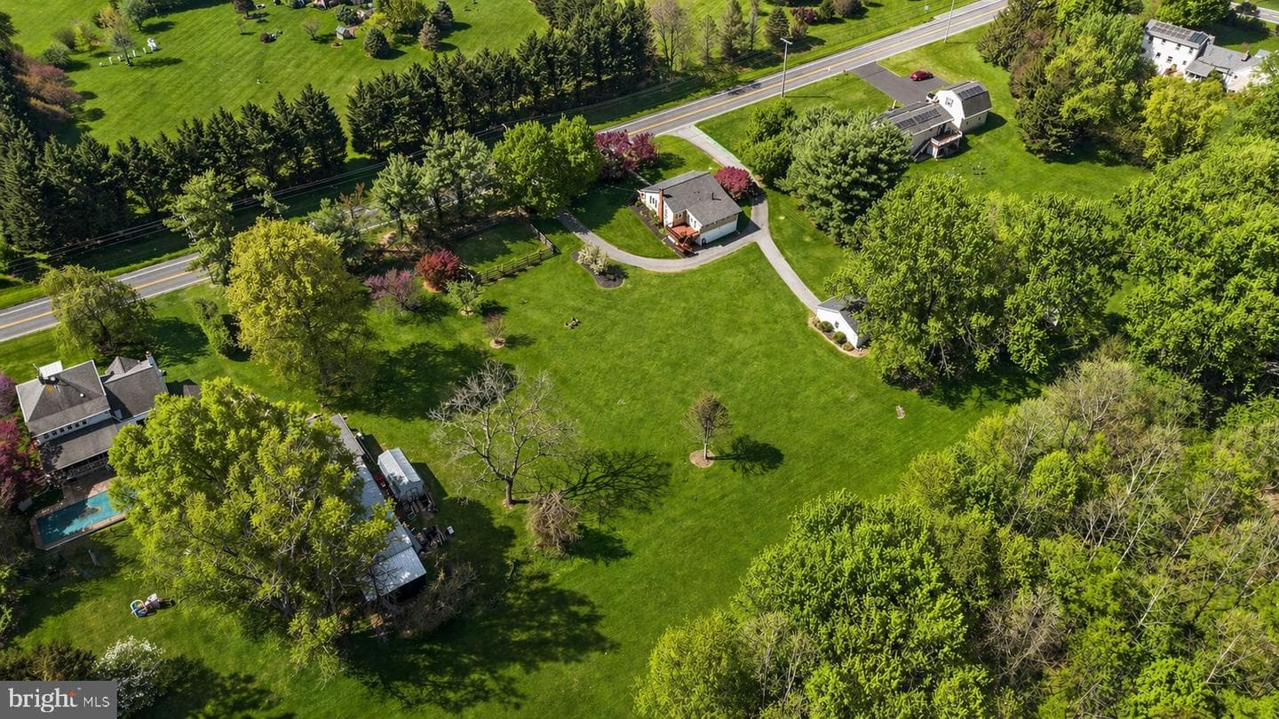 16048 Ed Warfield Road photo 45