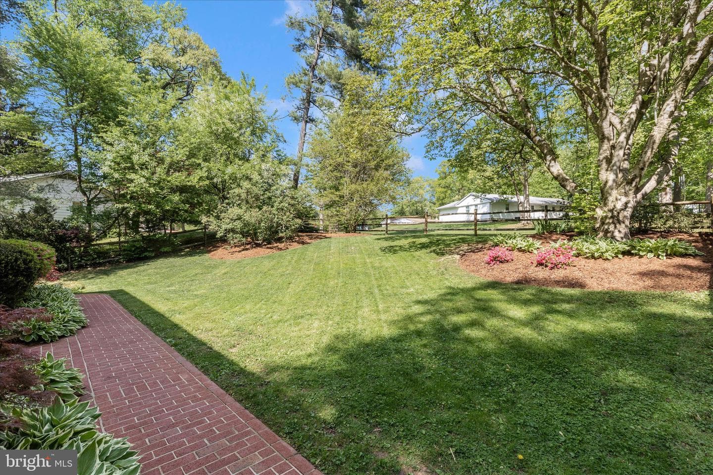 7946 Helmart Drive photo 8