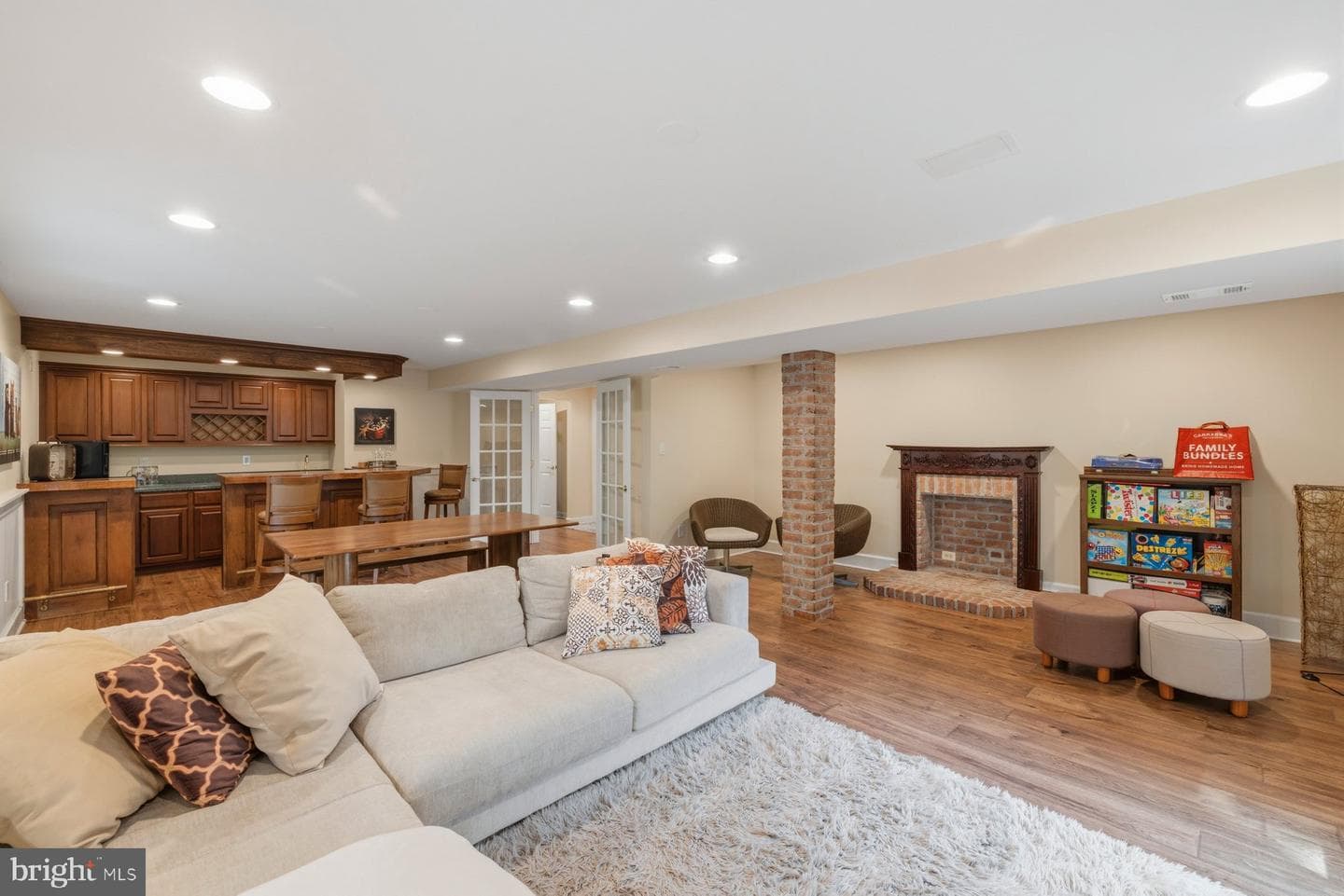 10213 Camelford Court photo 36