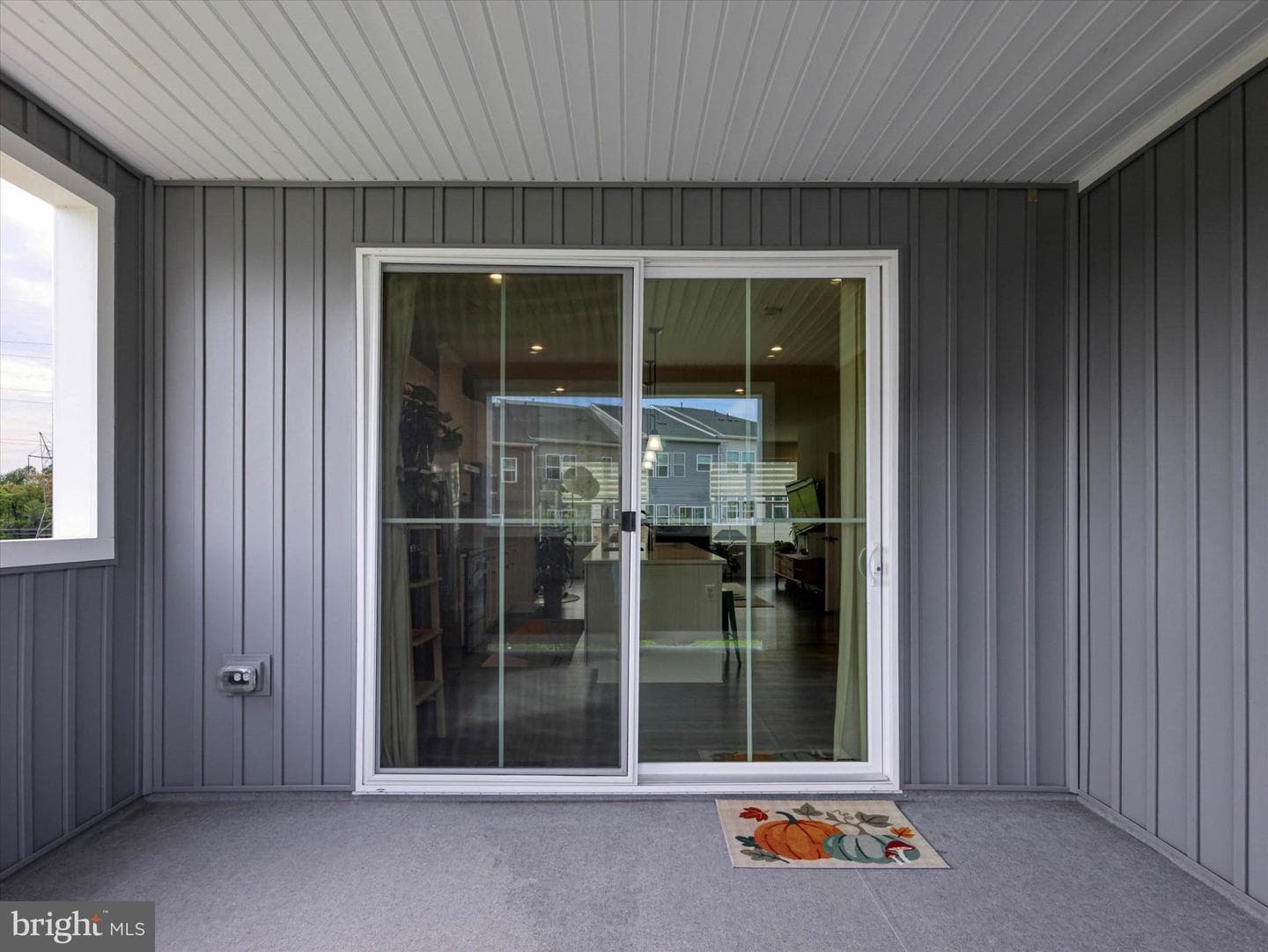 8123 Primrose Lane photo 40
