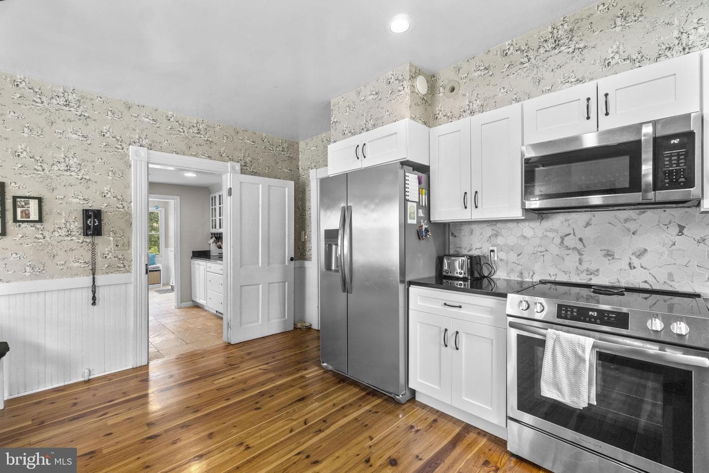 14106 Howard Road photo 9