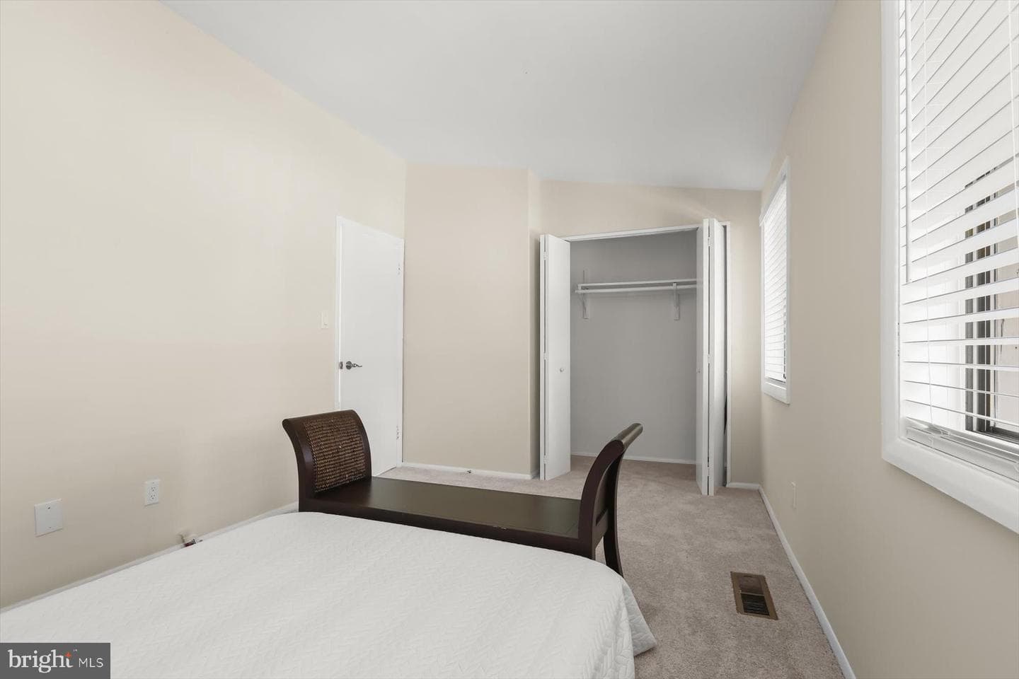 9019 Watchlight Court photo 25