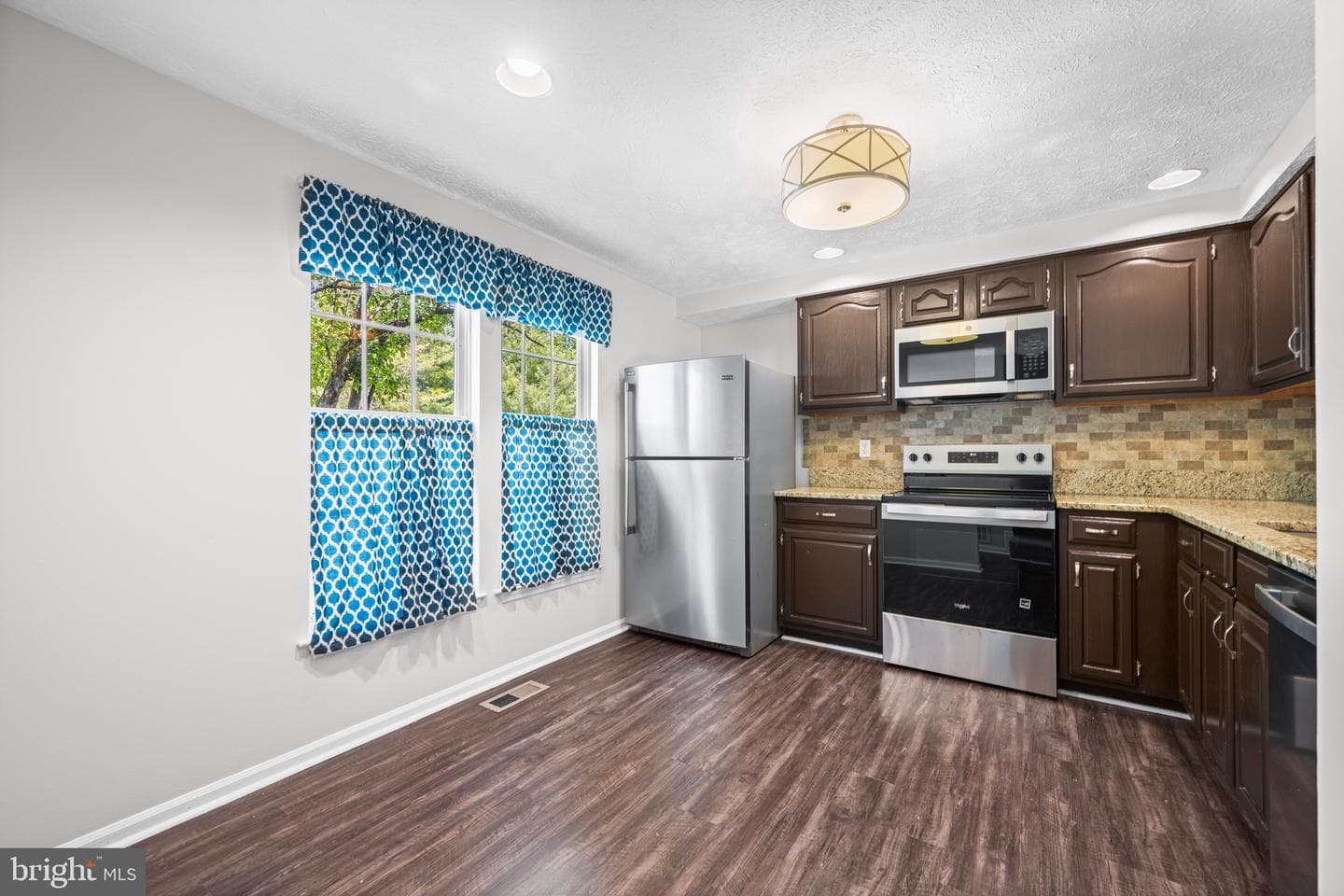 8333 Silver Trumpet Drive photo 12