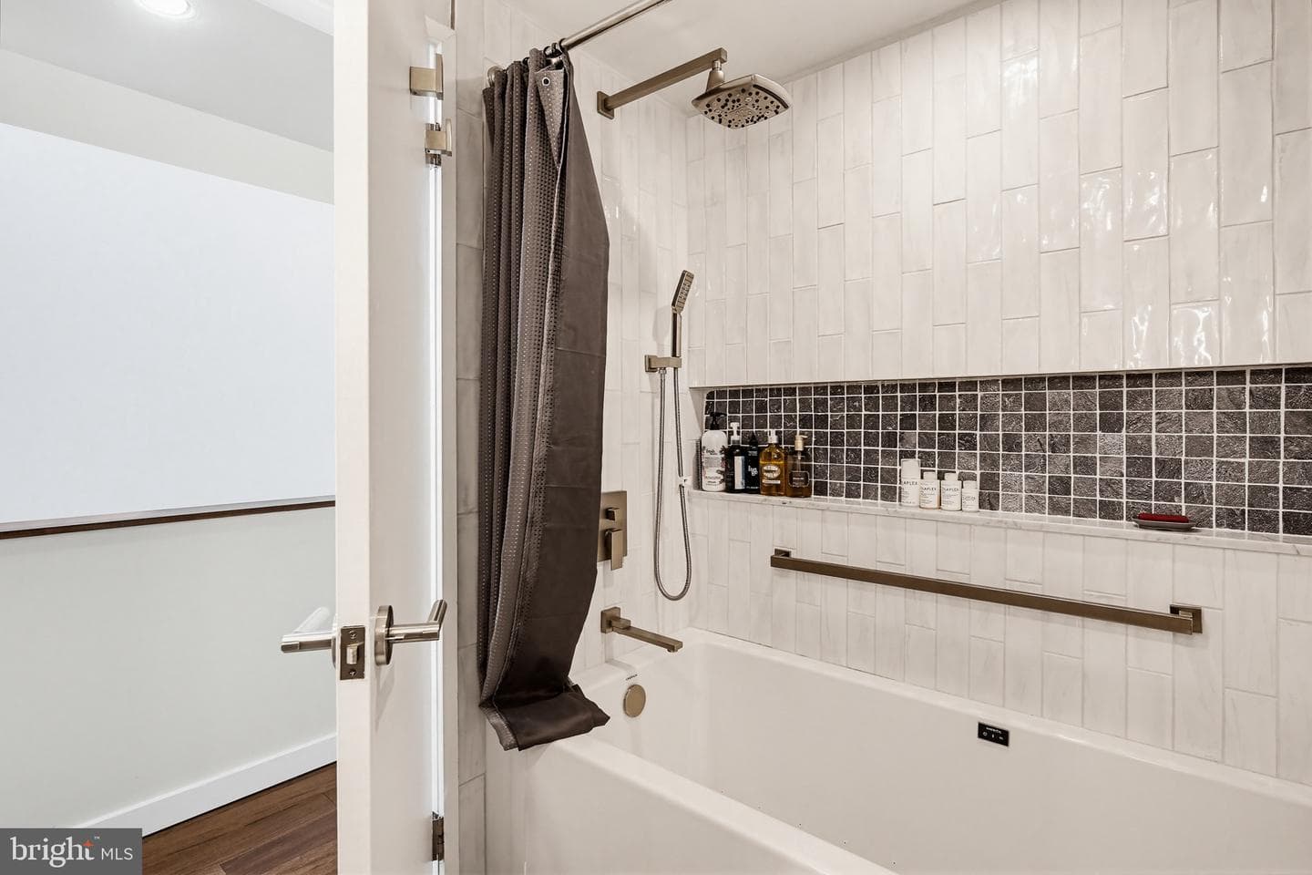 11113 Swansfield Road photo 59