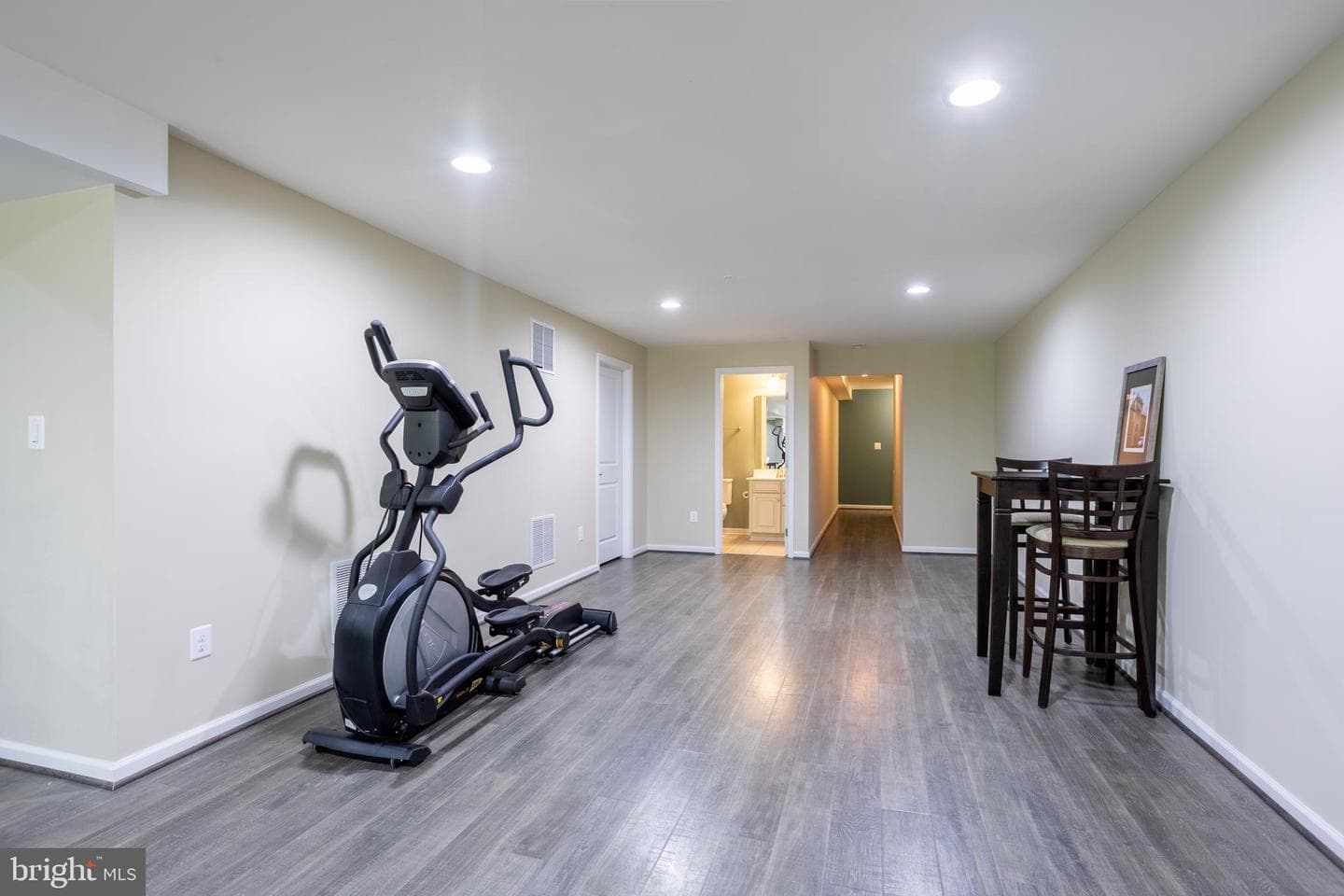 6486 Park Forest Circle photo 109