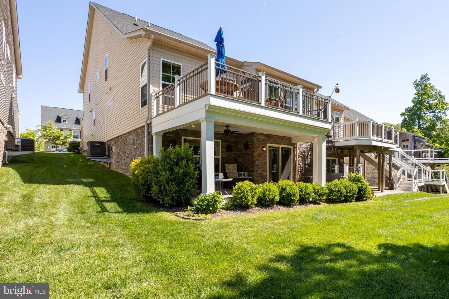 6486 Park Forest Circle photo 116