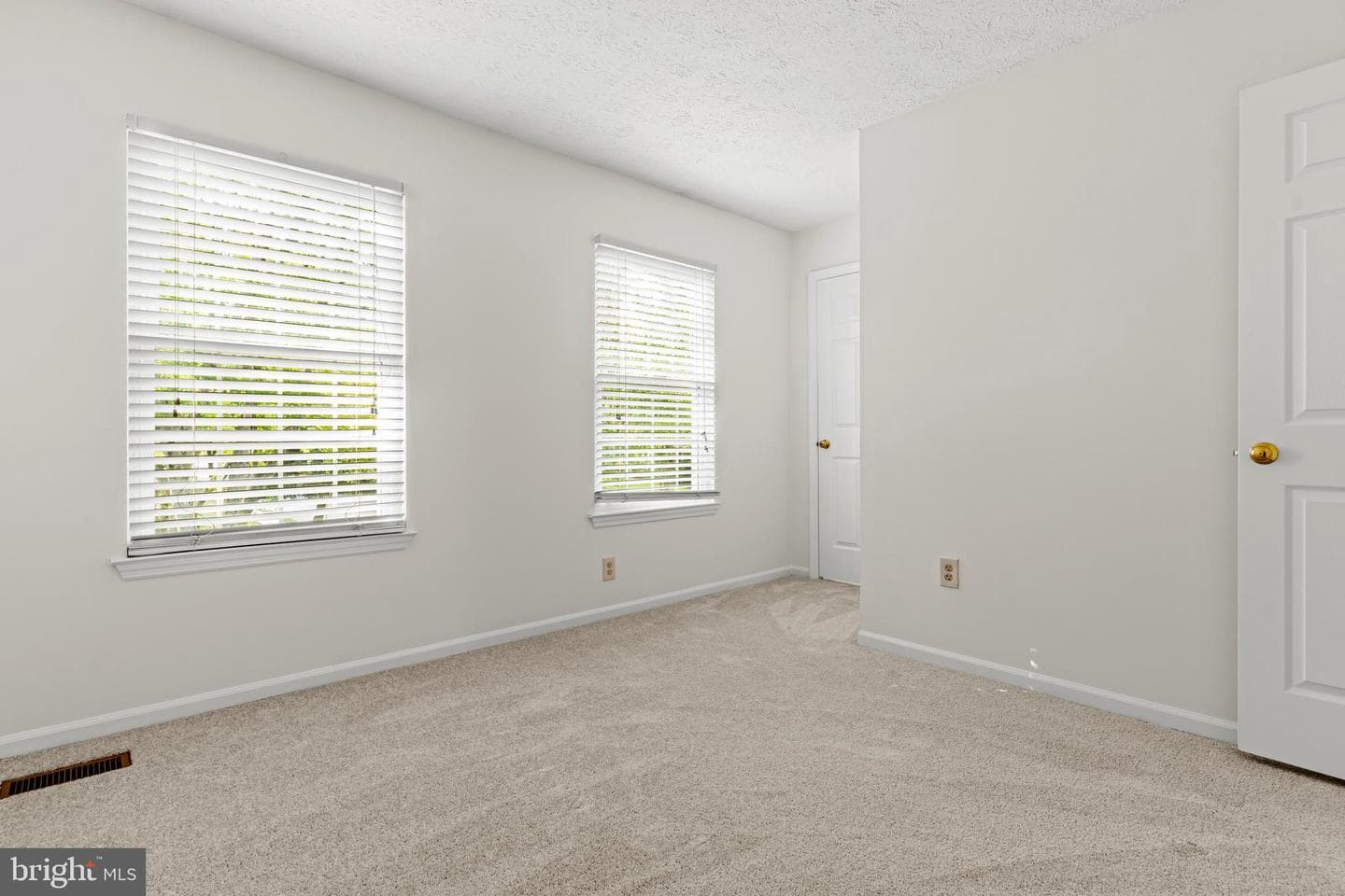 8314 Chestnut Farm Lane photo 34