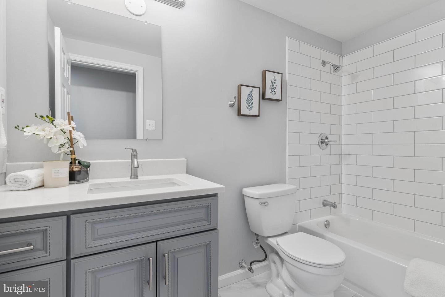 5305 Hesperus Drive photo 19