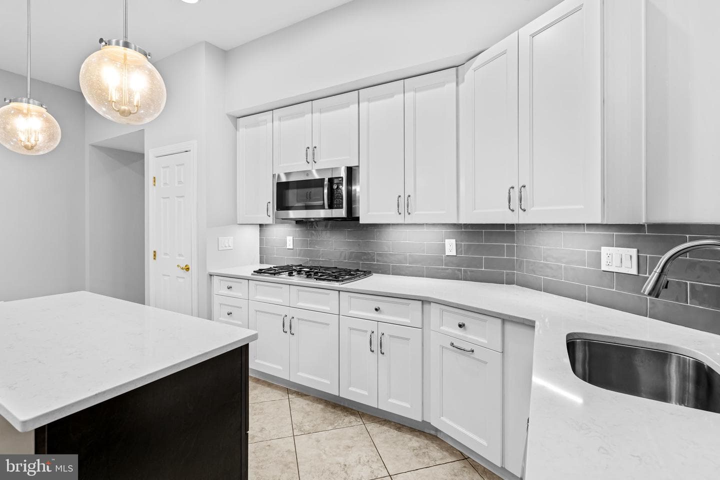 3035 Homeland Way #114 photo 5