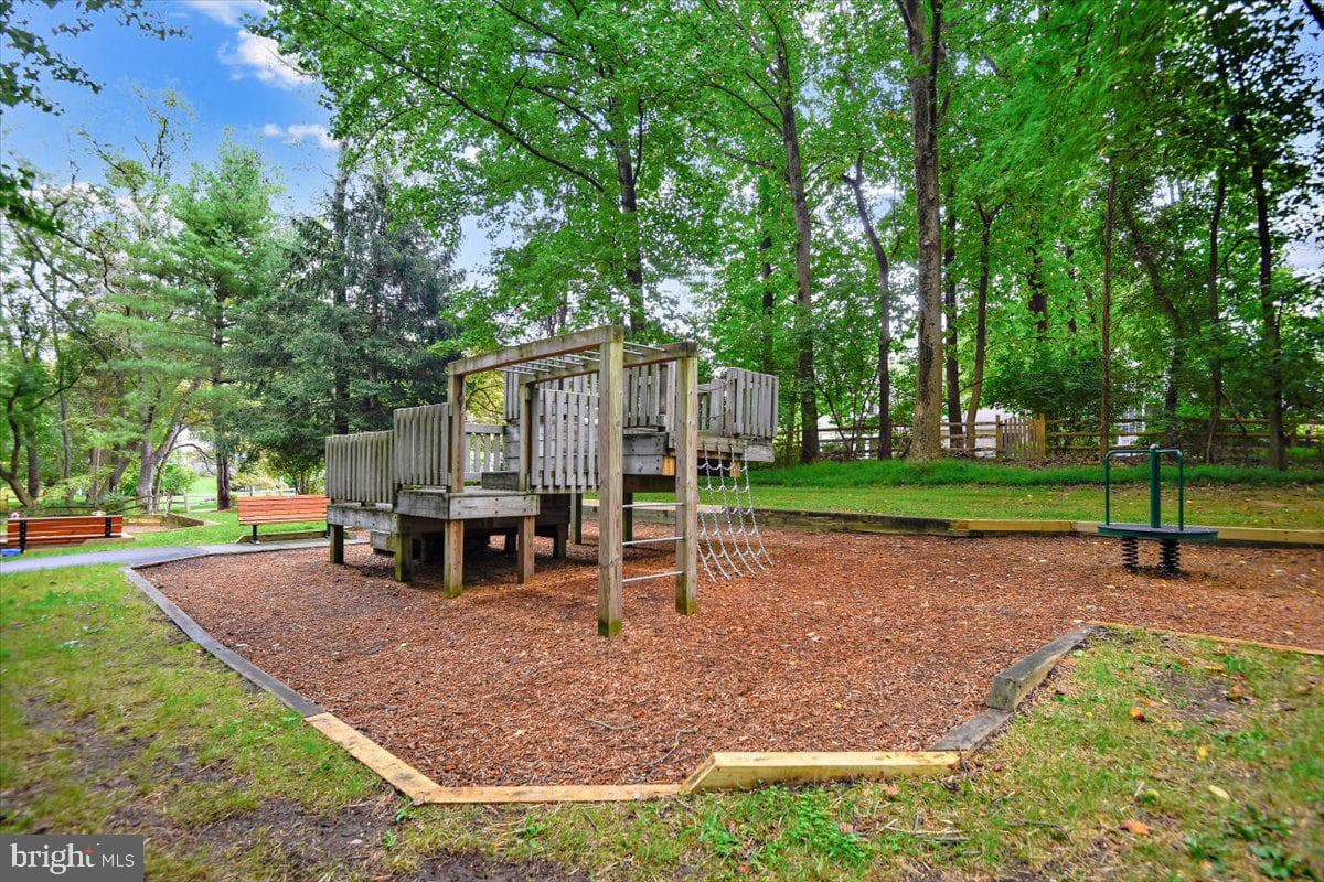 8946 Skyrock Court photo 45