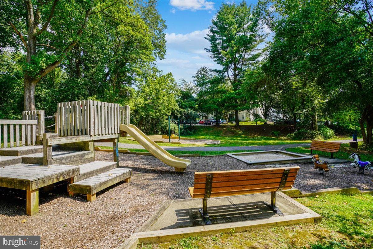 8946 Skyrock Court photo 47