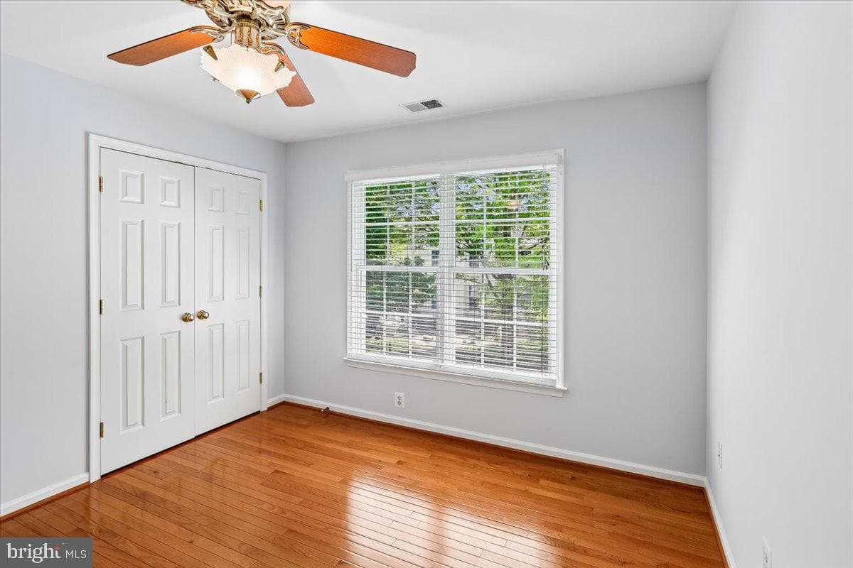 9909 Midsummer Snow Lane photo 37