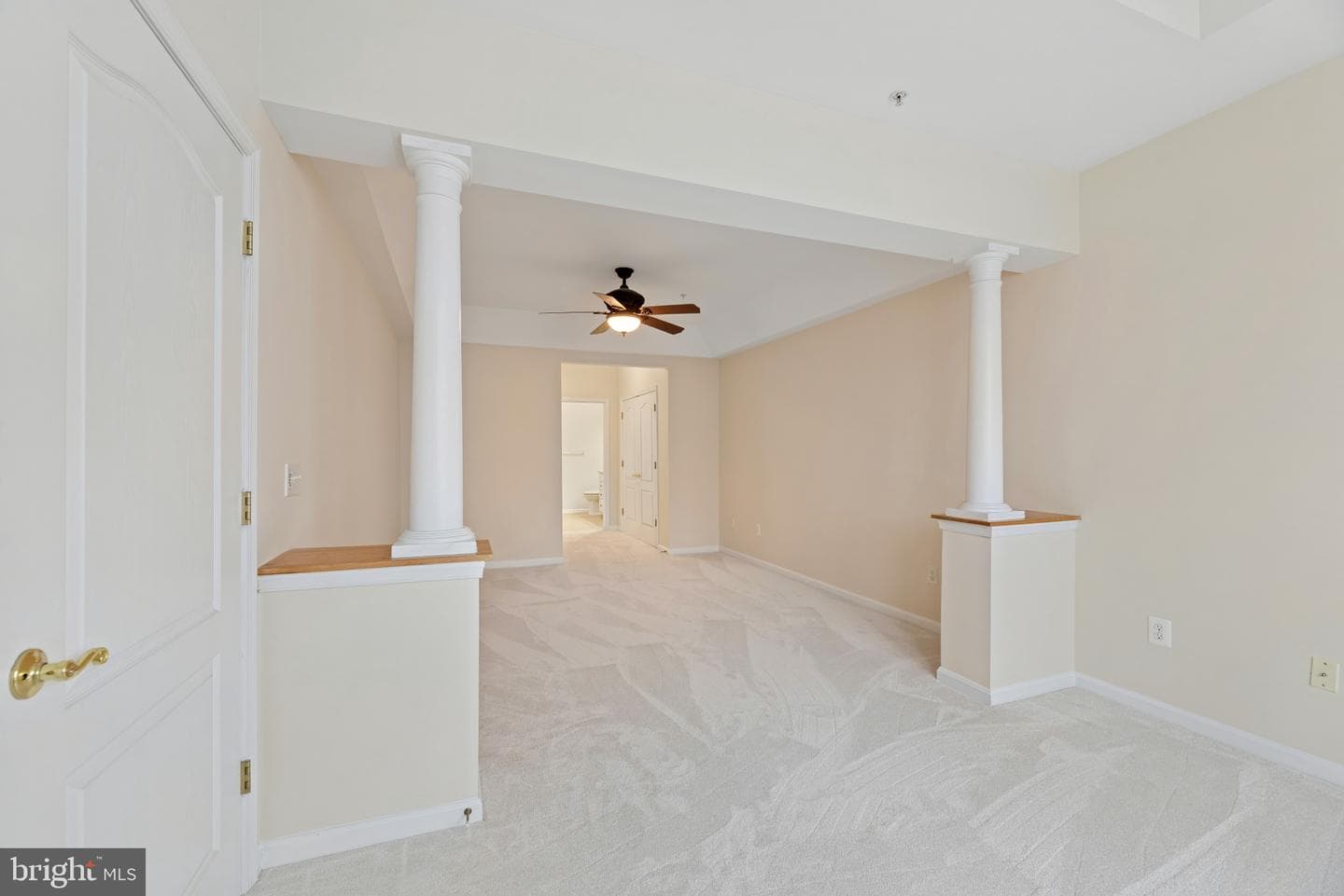 6155 Shadywood Road #401 photo 20