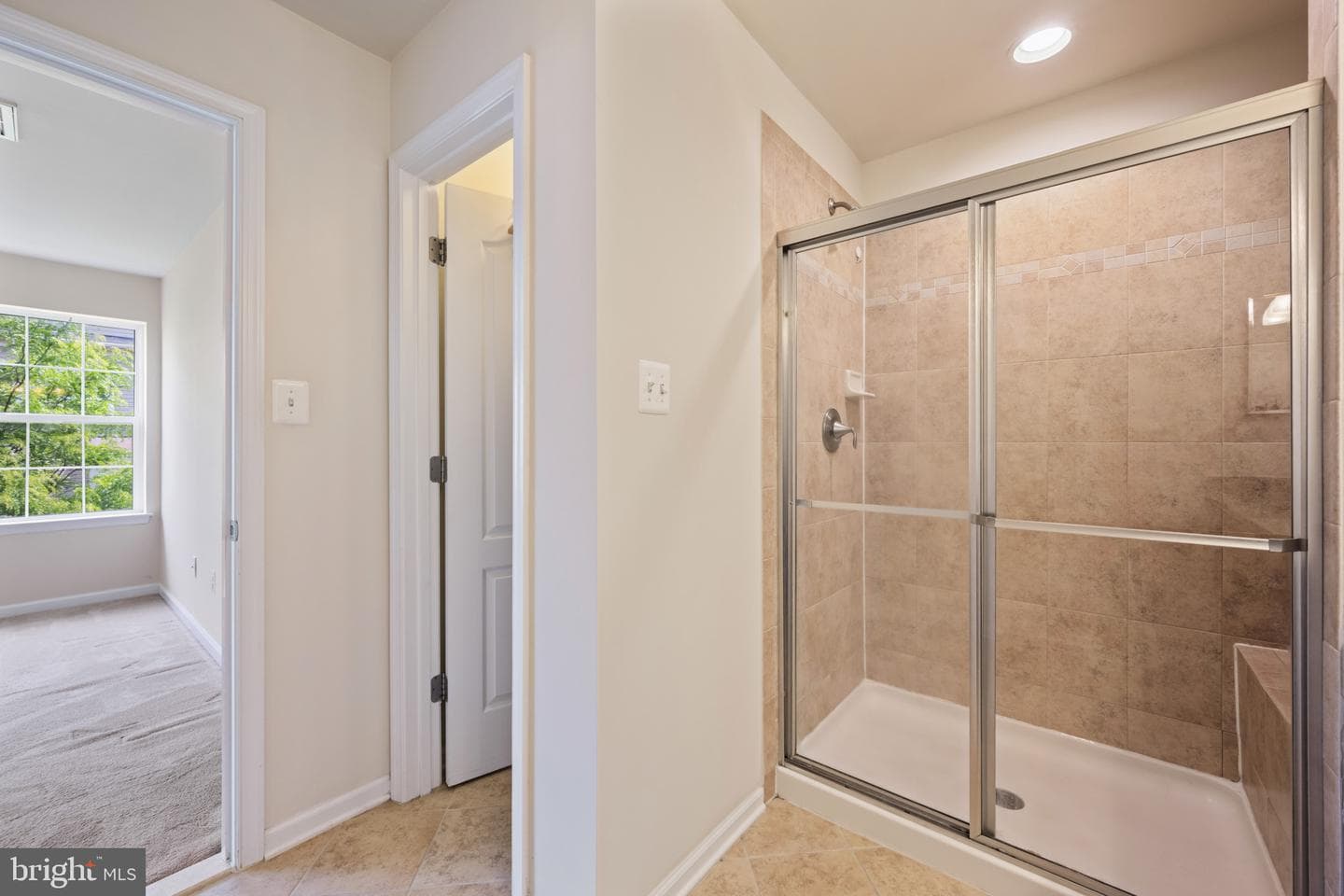 7062 Foxton Way photo 21