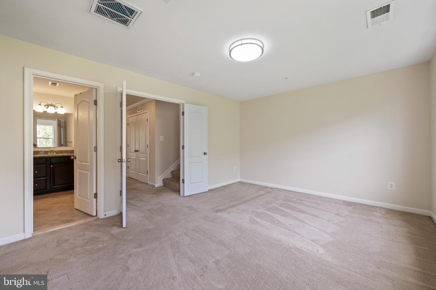 7062 Foxton Way photo 58