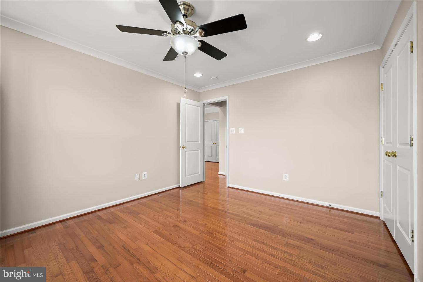 8801 Mirror Lake Way photo 35