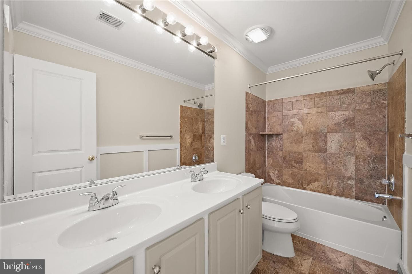8801 Mirror Lake Way photo 36