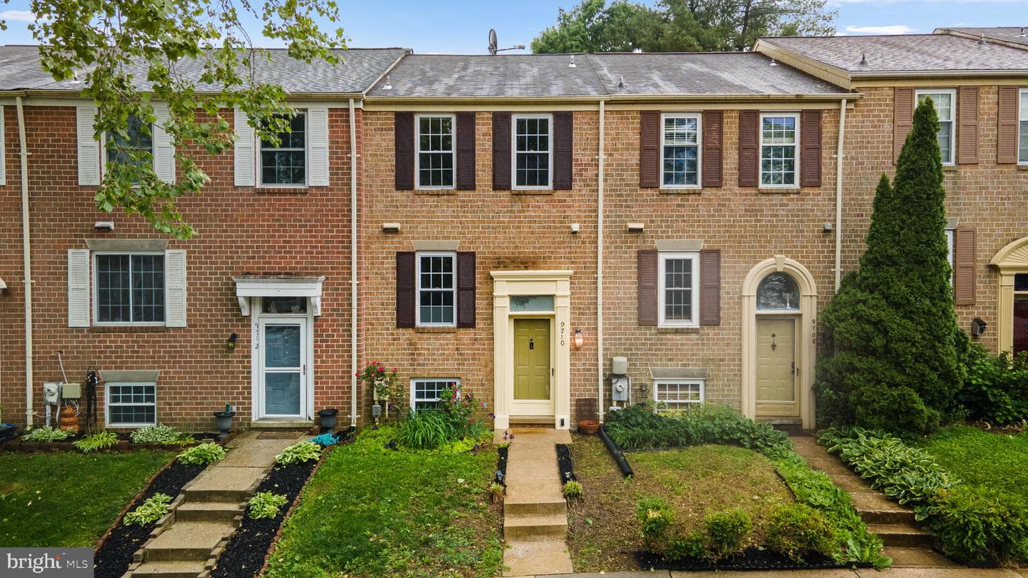 9710 Summer Park Court photo 1