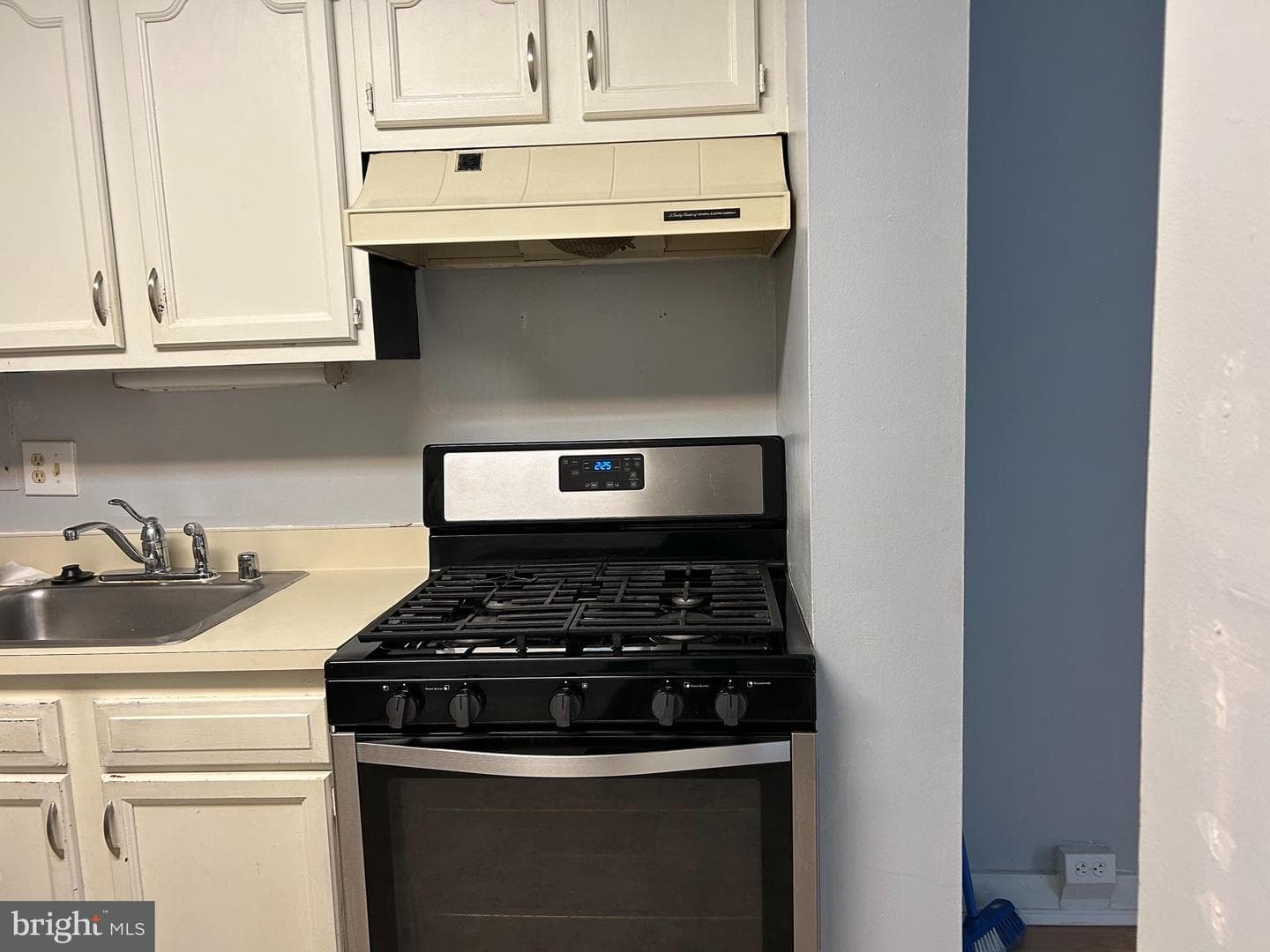 5903 Tamar Dr # 5 photo 7