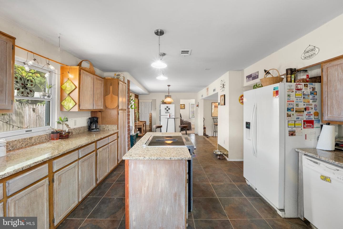 15921 Frederick Road photo 14