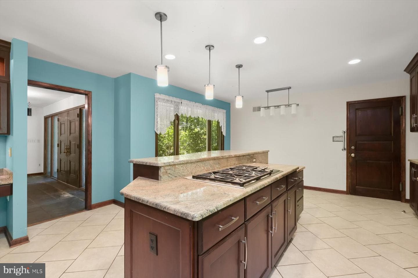 13922 Wayside Drive photo 21