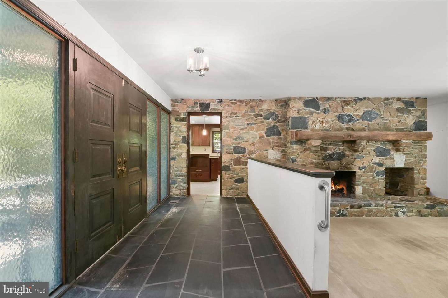 13922 Wayside Drive photo 9